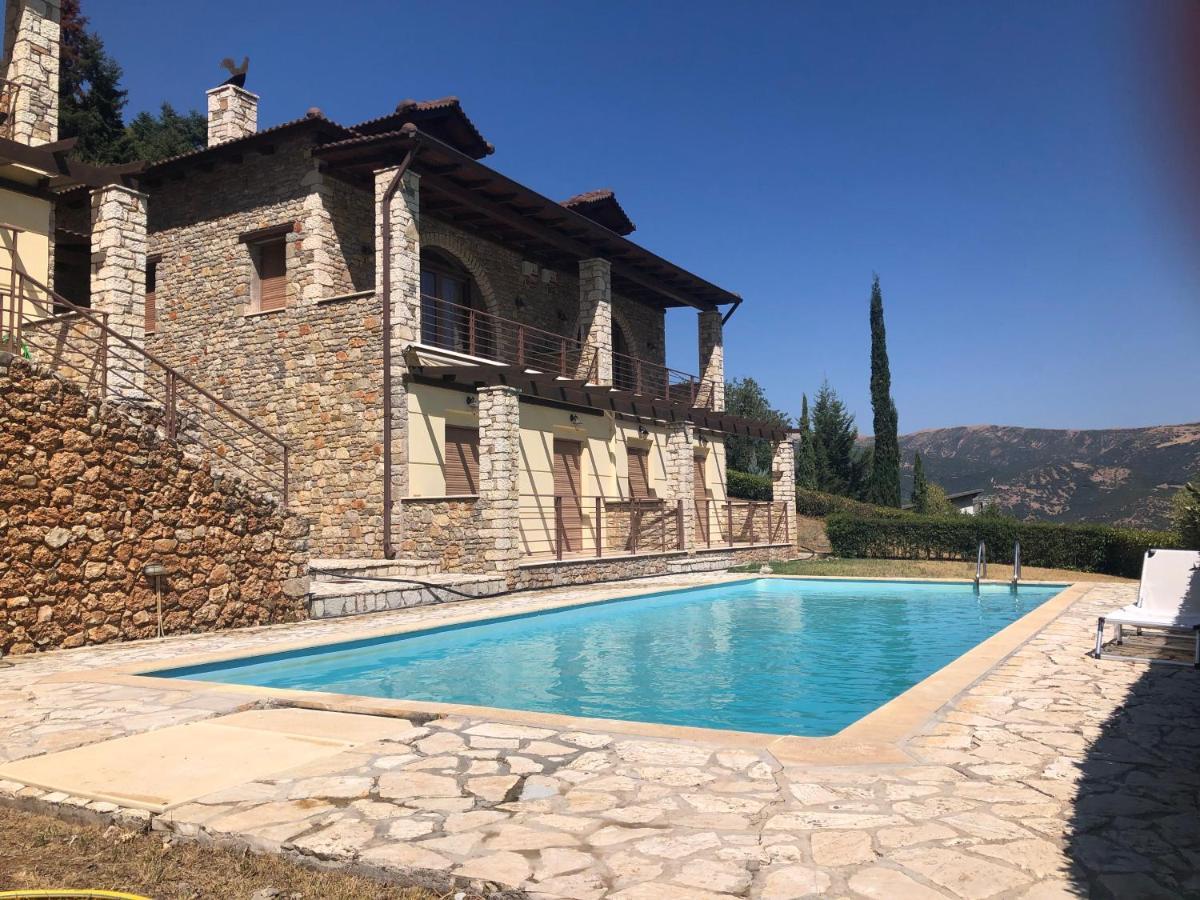 Luxurious Maisonette In The Countryside With A Pool Kalavryta Bagian luar foto